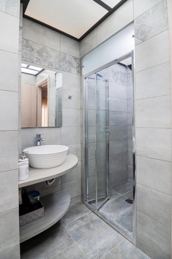 The "Maze" By Ck&G Apartment Athens Ngoại thất bức ảnh